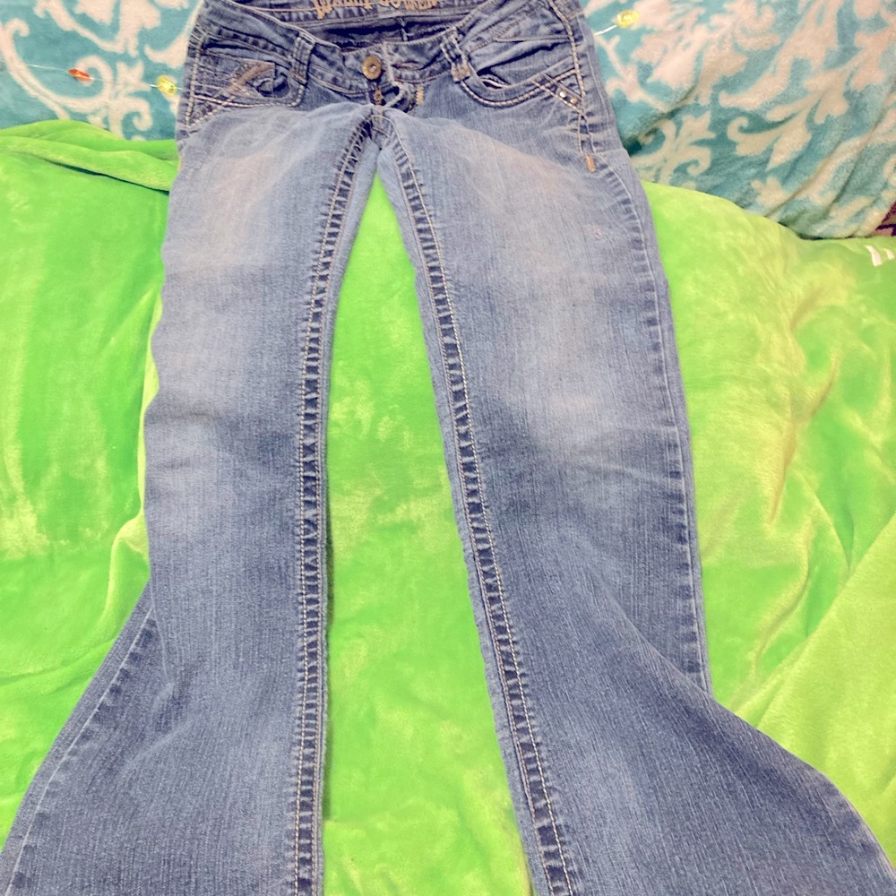 Wallflower size 7 regular